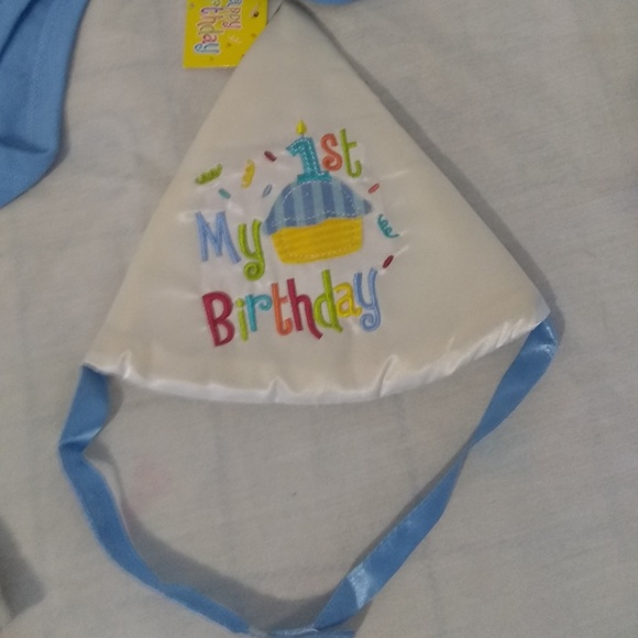BNWT 1st Birthday Outfit - Picture 4 of 5